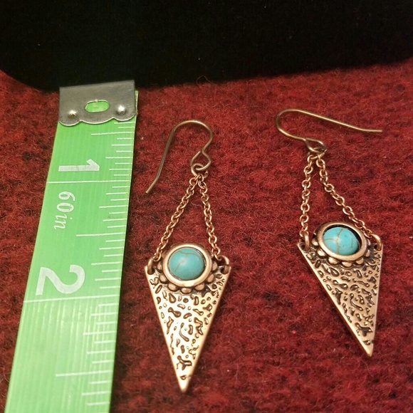 Earrings - Picture 2 of 4